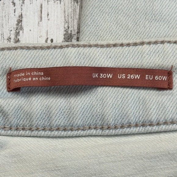 Pilcro Light Wash Flare Leg Jeans Size 26W - Picture 6 of 10